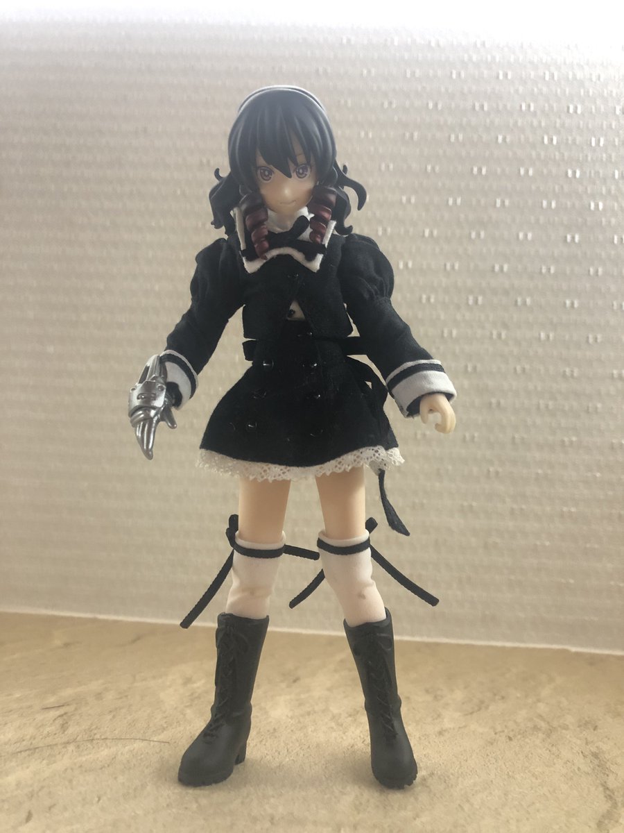 monme014's tweet photo. 御伽　文目　おとぎ　あやめ
百合丘女学院２年　CHARM　ティルフィング改Ⅱブレイバー
レアスキル　円環の御手
レギオン　蒼き光の花園　レギオンリーダー
右手は義手
＃アサルトリリィドール部　＃カスタムリリィ　＃オリジナルリリィ https://t.co/3Kt61WFfgf