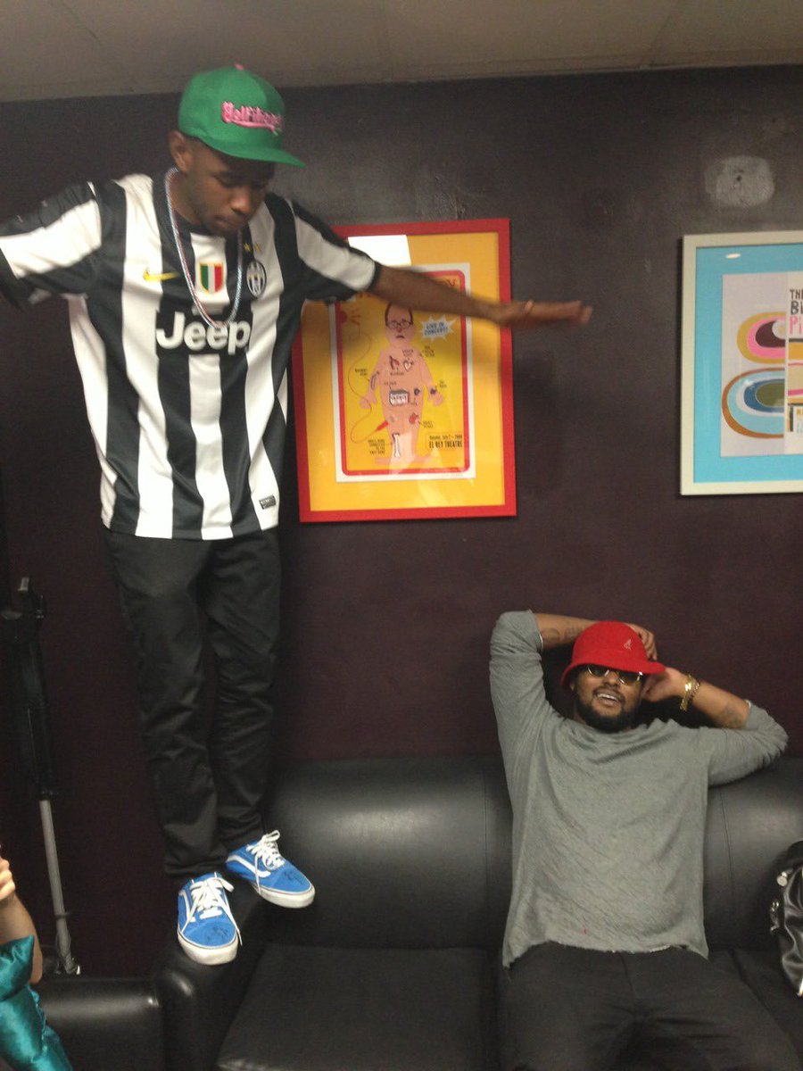 AnwarCarrots's tweet photo. Aug 2013 T &amp; Q https://t.co/TxpEFLkeKJ