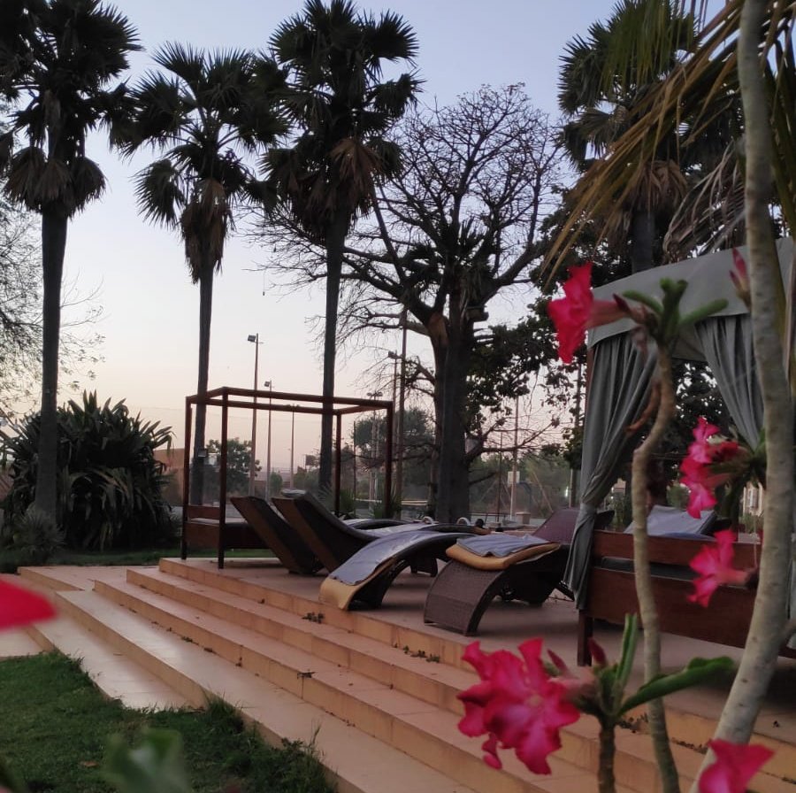 #ArretSurImage 
📸 <a href="/ClaireLavielle_/">🇳🇬 Claire 🎀 (❤️ = 🇳🇪)</a>