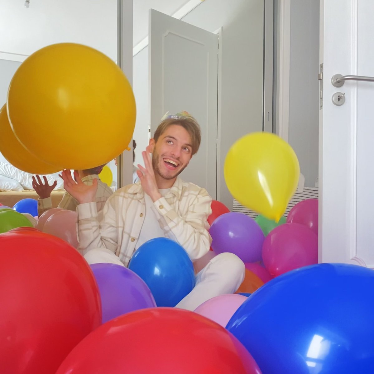 _so_mel_'s tweet photo. Bitch, it’s my birthday 🥳 https://t.co/3aW1q2l1Nj