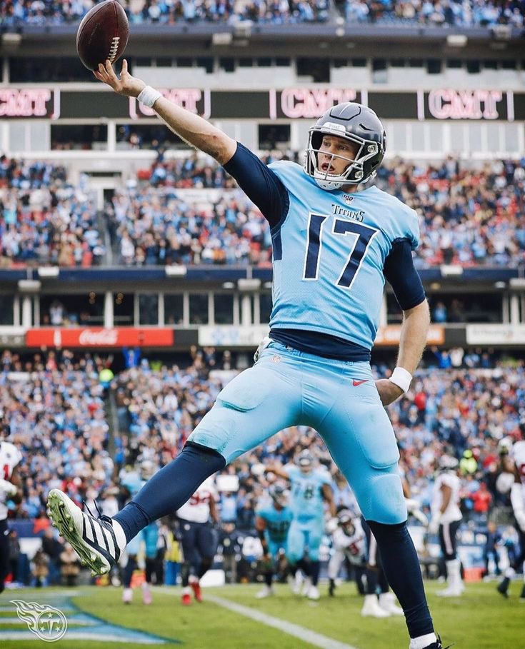 TTBN_Tailgates's tweet photo. Game day mood 🔥⚔️🔥

Tannehill is going off today against the team that gave up on him. 
LET’s go clinch the AFC SOUTH! 

#Titans #TitanUp #NFL #Nashville #Tennessee https://t.co/mjHXYsdCLc