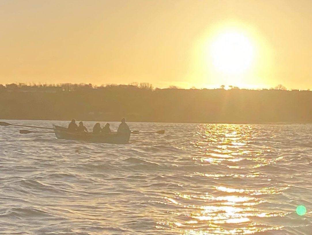 nb_rowingclub's tweet photo. Beautiful morning for a row giving Blackadder and St Baldred their first outing of 2022. To all our skiffie friends out there, here’s to a happy and successful year. #scottishcoastalrowing #skiffs #skiffieworlds2022 https://t.co/ECBXJfgpXm