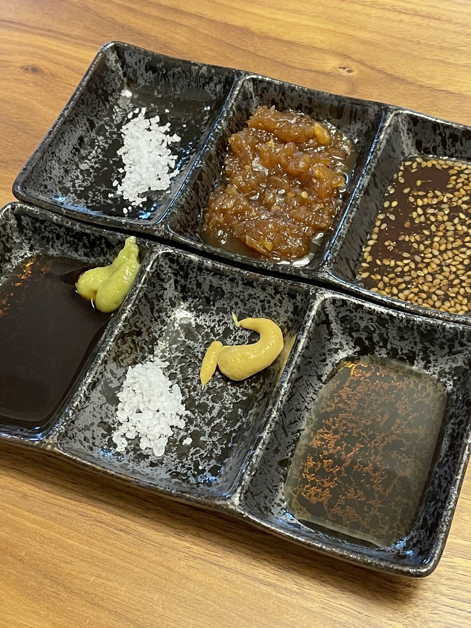 ホットクックレシピ グルメ旦那の妻 Twitterissa ローストポークソース5種 手作り玉ねぎソース 玉ねぎと生ニンニクすりおろし 醤油 みりん 酒 醤油酒みりんは1 1 1で調整 煮詰めるorレンジ加熱 ポン酢 エバラ焼肉のタレ フルーツベース中辛