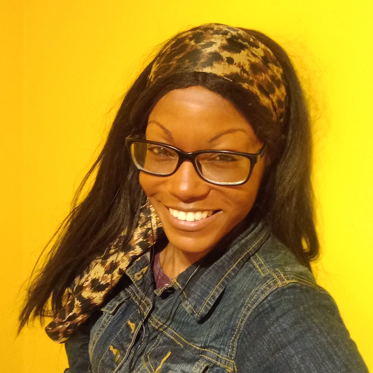 Cheli_Smith's tweet image. #SetItUpSunday #goalsfor2022   #pentopaper 
#divinityinmotion #GotIt 

Waking up about to slay my Day and I consecrated  my Night. Wishing you all much Success in the Year of 2022..Working Night and Day.  ❤  🤍  #hru
Working Day and Night