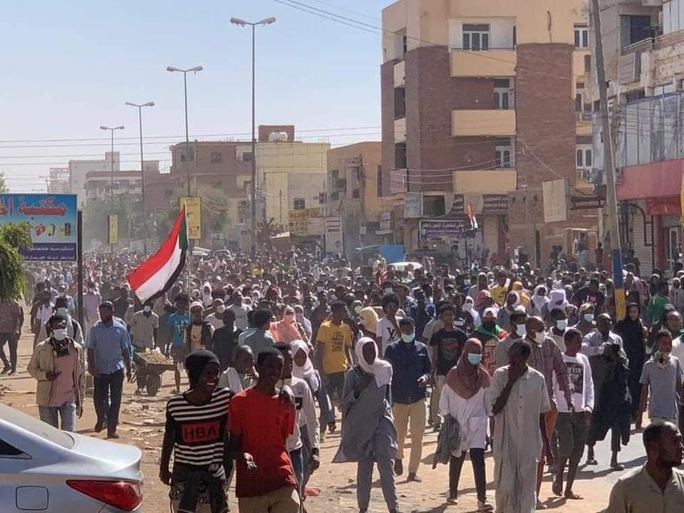 kamalgoga's tweet photo. فى يناير 
دمنا فاير 🔥🔥✌🏼

#مليونية_الشهداء
#مليونية2يناير
#SudanCoup
#العصيان_المدنى_الشامل
#يسقط_حكم_العسكر https://t.co/9e1lOqH3W1
