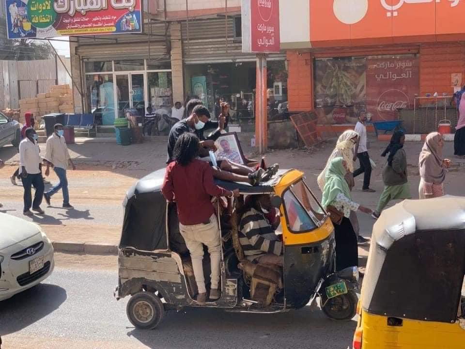 kamalgoga's tweet photo. فى يناير 
دمنا فاير 🔥🔥✌🏼

#مليونية_الشهداء
#مليونية2يناير
#SudanCoup
#العصيان_المدنى_الشامل
#يسقط_حكم_العسكر https://t.co/9e1lOqH3W1
