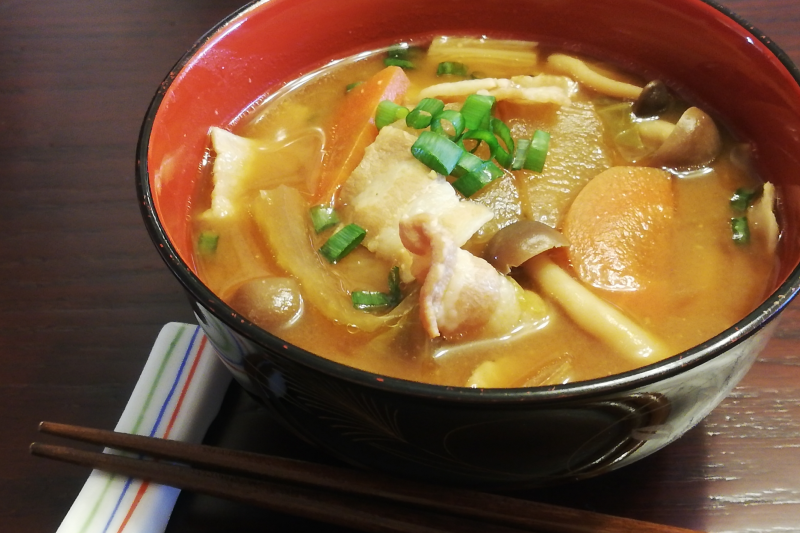 wine_mellow's tweet photo. ノンアル生活向上マガジンMELLOW、1月5日記事は「冬に食べたい温活食材&温活レシピ」。中医学の観点から、体を温める食材・冷やす食材を調べました。
生薬の力で体を温めるノンアルコール・ホットワインのレシピも掲載しています♪
https://t.co/LYcLUADzEf
#ノンアルコール #MELLOWstore #湘南貿易 https://t.co/rEzpAoGri6