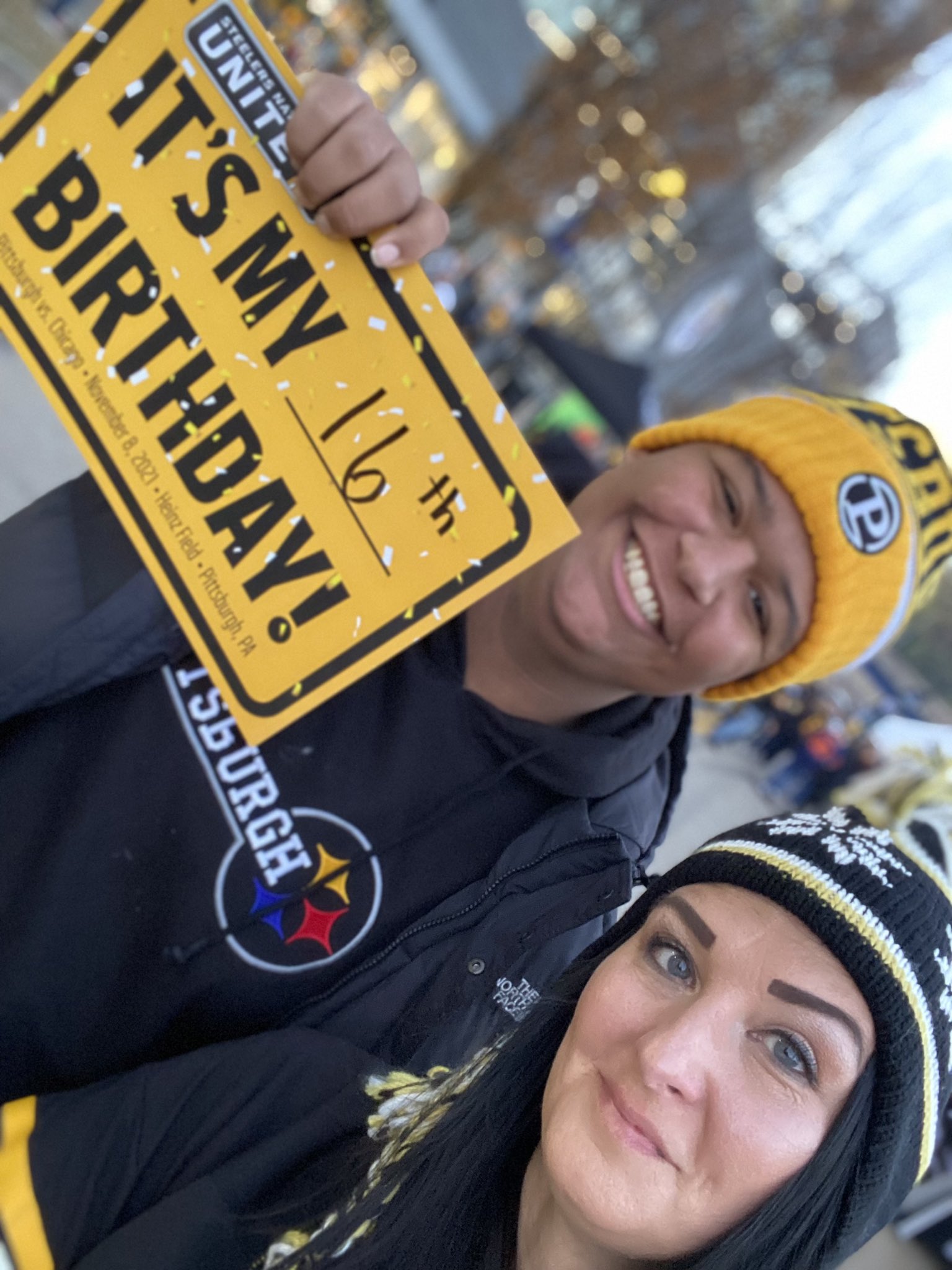 Monique Zlacki (VAFootballMom) / Twitter