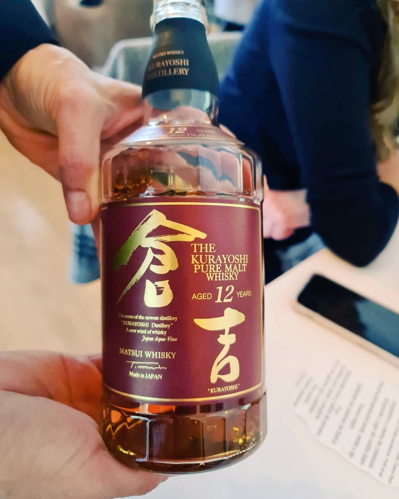 LifeAddicteds's tweet photo. Gold medal awarded Japanese whiskey on the rocks! My choice yesterday!
Amazing stuff! ЁЯеГ
#drink #drinks #Japanese #whisky #whiskey #ontherockstwitter #GOLD https://t.co/ukdQOE6kUi