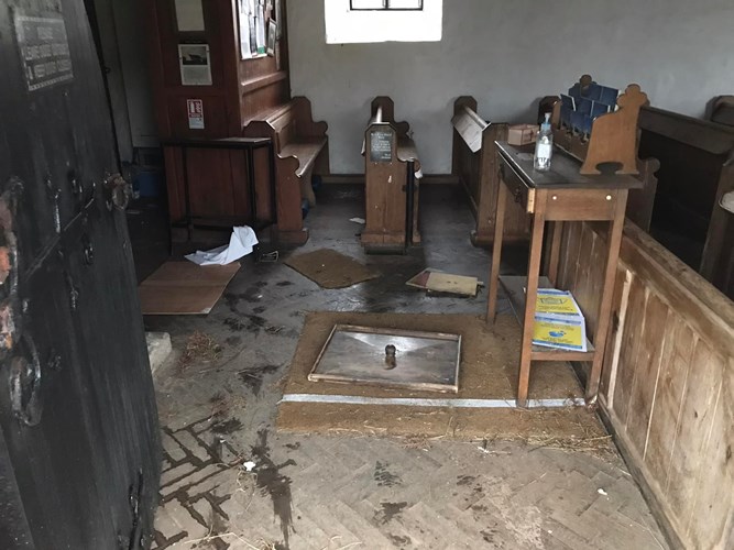 Some humans are mean and cruel. Please consider donating to repair and fix this mindless vandalism on a Welsh 13th century building. Eglwys y Grog at Mwnt, Cardigan. Branded a "hate crime". 

justgiving.com/crowdfunding/e…