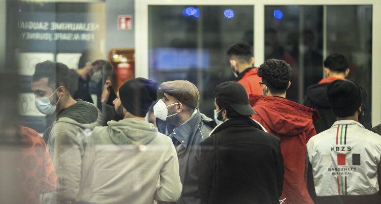 visegrad24's tweet photo. Today, Lithuania’s Border Guard organized its first charter flight for migrants who illegally entered LT in recent months.
98 Iraqis who had their asylum applications denied were sent back home to Erbil.
Lithuania has announced that it plans to speed up deportations.
🇱🇹 https://t.co/LFKWLAuEHO