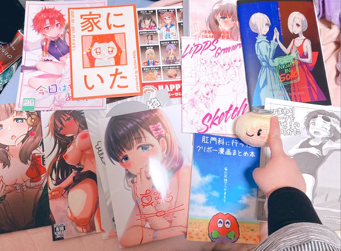 冬コミの戦利品!あとはメロブの電子書籍買ったりしました…!!
感想はゆっくり呟いてこうとおもいます。
素敵な作品ありがとうございます😭 