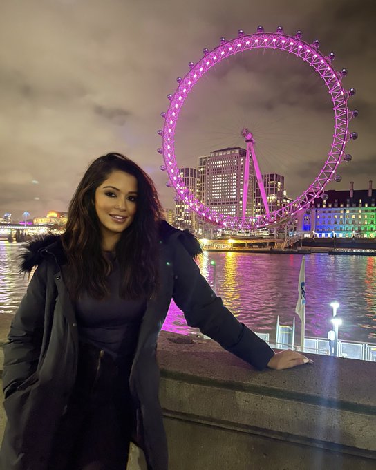 From London with Love 💗 https://t.co/mukta24B17