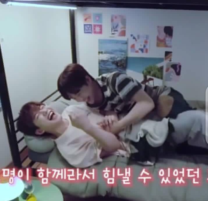 LM_Treasure_You's tweet image. JiKyu 👀👽
[From behind the scene 8]

#TREASURE #TREASURE_WEB_DRAMA