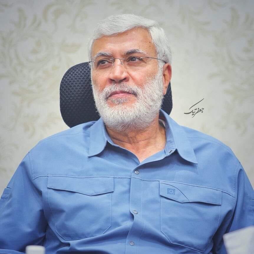 ألا لعنة الله على قاتلك وعلى مَن شارك بقتلك وعلى الشامت بقتلك وعلى كل قلمٍ رخيص ذليل لايستذكرك ولايذكر فضلك وجهدك ..

ألا لعنة الله على أمريكا وإسرائيل وأراذل العرب وأذنابهم ..

ألا لعنة الله على أمةٍ وقادةٍ لم يأخذوا بثأرك ..

نم قرير العين أبو مهدي فأن لك في القلب نبض لن يتوقف.