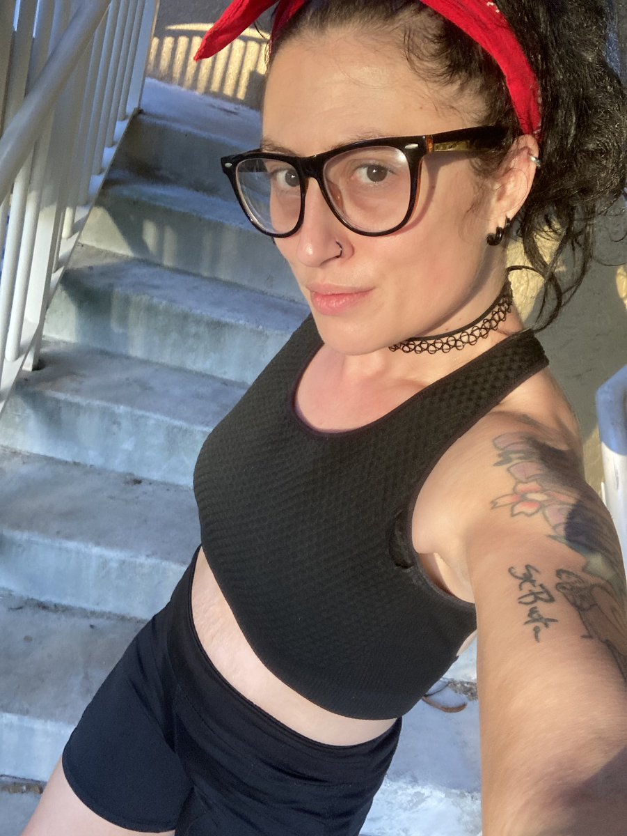 MichelleS87's tweet photo. No excuses 💪🏻🤘💯💥 https://t.co/Qj9MdKHp37