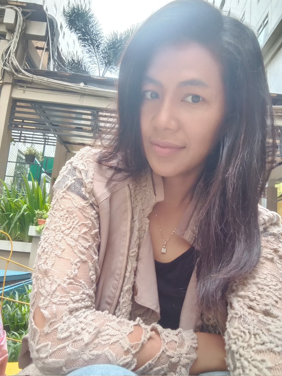 LusyanaIcha's tweet photo. Let's chill https://t.co/7J31GhIsFq