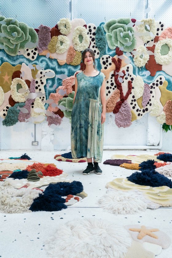 womensart1's tweet photo. Vanessa Barragão, contemporary Portuguese textile artist known for large-scale hangings using upcycled waste materials from the textile industry #UnravellingWomensArt https://t.co/xOOPEAExZ8