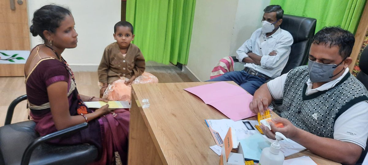 DrDexPatelSCAF's tweet photo. #sicklecellopd #freemedication at adivasi village https://t.co/aKXU00mCTg
