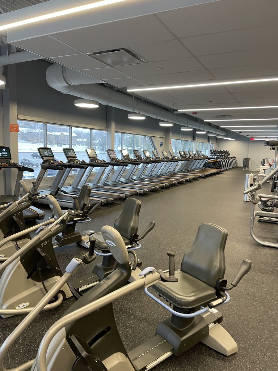 b1llmoo's tweet image. First in the building, only way to dodge that Omarion #1aday