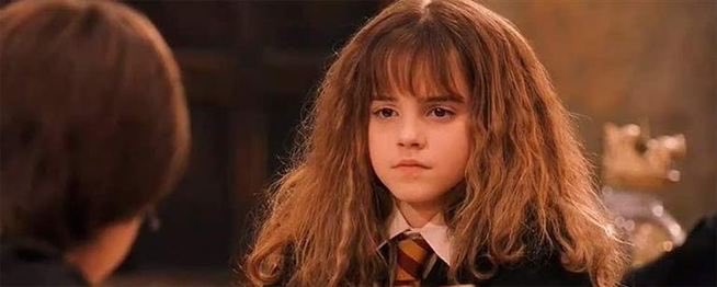 Mai t’estarem prou agraïdes. La nostra primera referent femenina: lluitadora, intel·ligent i imprescindible.
Gràcies per fer així l’Hermione, Emma Watson.💜
