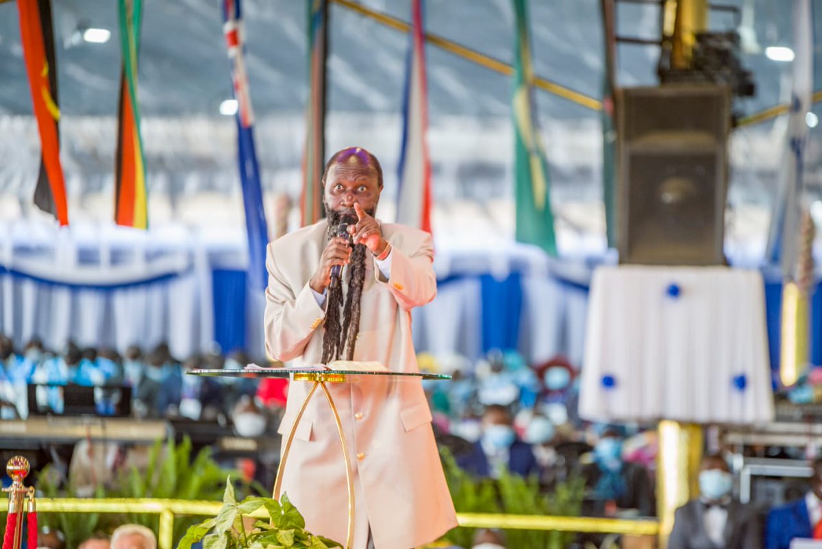 Samminyutu's tweet image. Revelation 14:7
[7]Saying with a loud voice, Fear God, and give glory to him; for the hour of his judgment is come: and worship him that made heaven, and earth, and the sea, and the fountains of waters. 
 #GlobalWordFest