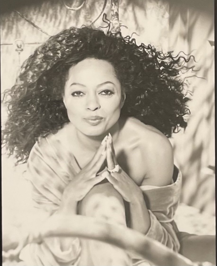 DianaRoss's tweet photo. Here is what I am doing.!'
Now get the F -up , make up your bed ,put on some clothes go for a walk drink some water BUT GET UP! https://t.co/Igkz3XvCxw