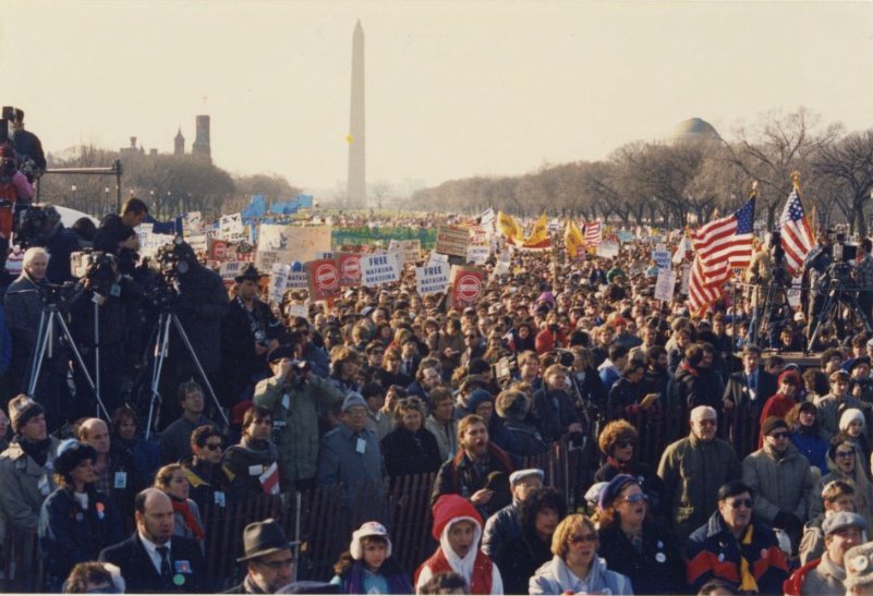 JNFUSA's tweet photo. On Dec 6th, 1987- 250,000 people rallied in D.C. to support freedom for Soviet Jewry.
American Jews inspired a movement to end the abusive and arbitrary treatment of #SovietJews.
Register for our Conversations on #Zionism episode today ➡️ https://t.co/6eMFYYqpA8 https://t.co/nELBOdG0H5