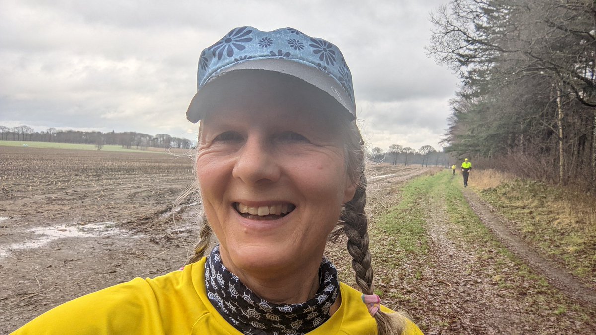 Verena_VIGLi's tweet photo. Juhu, #Wald und #wingst wie wunderbar im Regen zu #laufen, ist bestimmt gut für den Teint :-) #otterndorf #nordsee #streak https://t.co/nxTqmFly8u