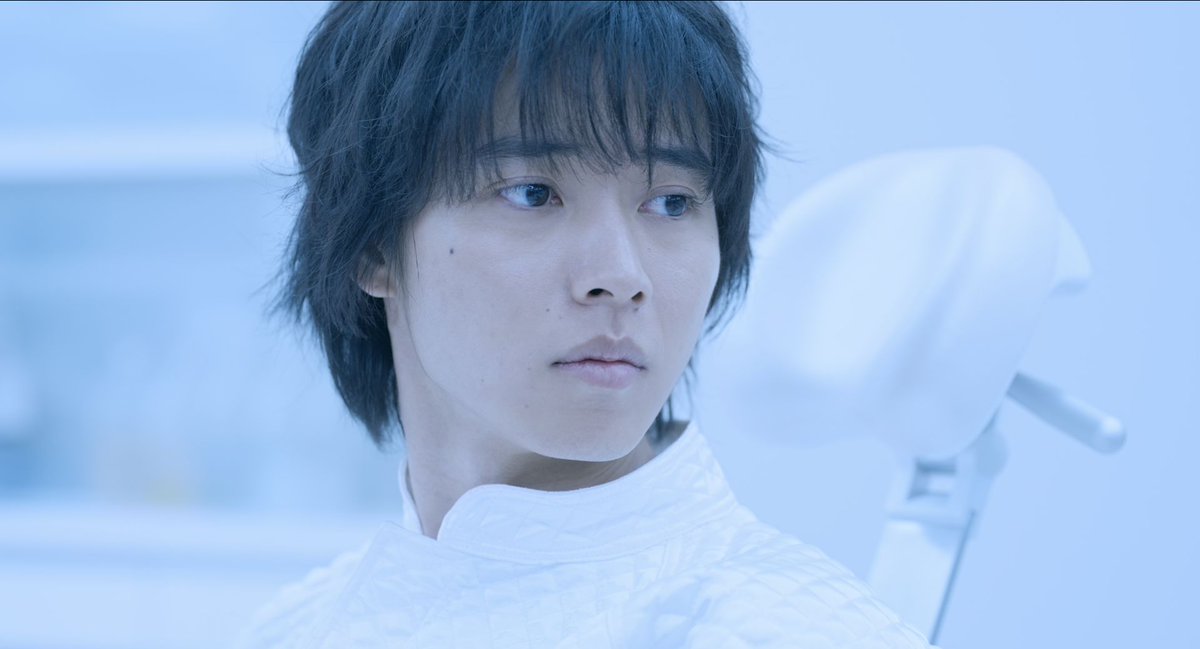 NetflixBrasil's tweet photo. Quer matar a saudade de Alice in Borderland vendo o lindo do Kento Yamazaki? Ele é o protagonista do meu filme Passagem Para o Futuro. Pode dar o play porque já está disponível. https://t.co/sj3HqkjqSb