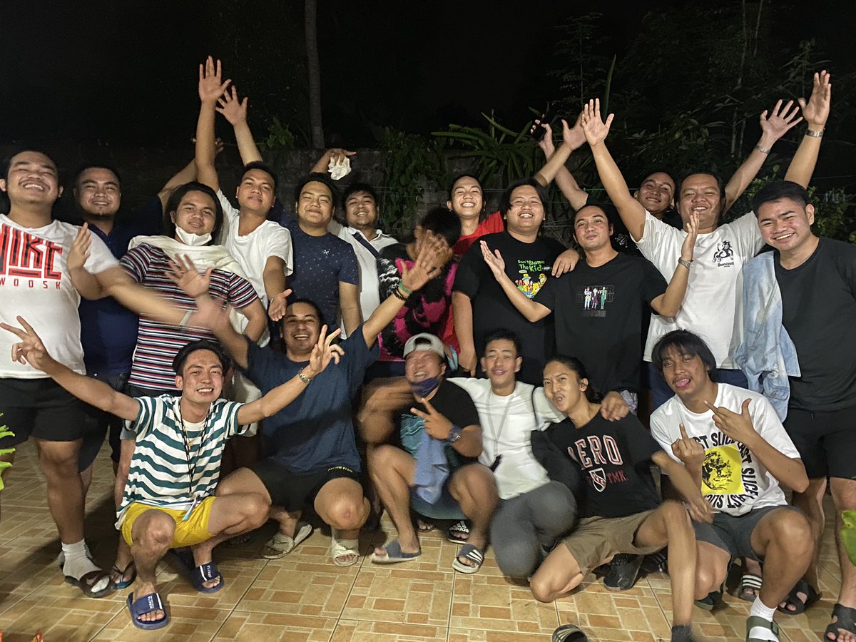 jerwinweird's tweet photo. DAMAGANS since 2013 https://t.co/P9JIsM9KQ0