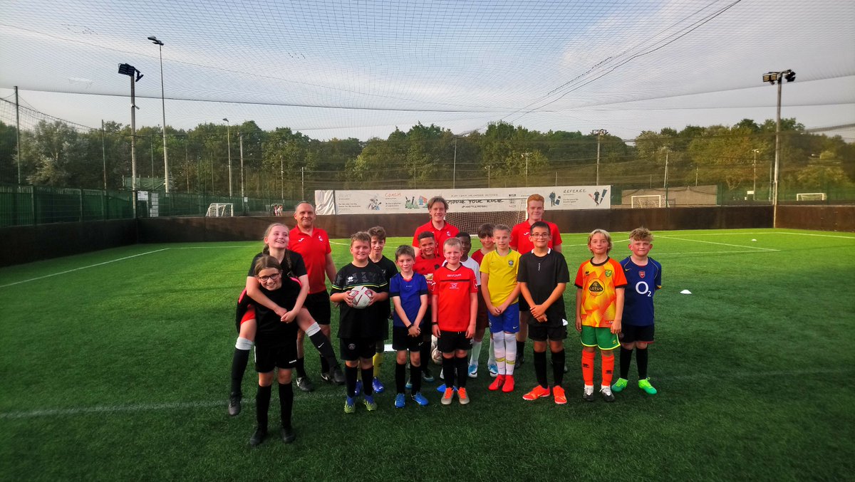 New Year brings new opportunities!  We now offer new <a href="/Pavfunball/">Pav FunBall Academy</a> centres  across #Norwich &amp; #Norfolk . Full spectrum of our courses &amp; how to booked if you interested at: bit.ly/3ElOdmV