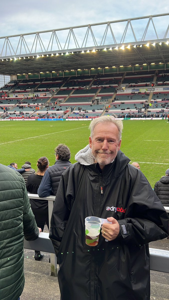 JoeSullivan7's tweet photo. Father in laws first tigers game! #TigersFamily https://t.co/zFHRwssSYz