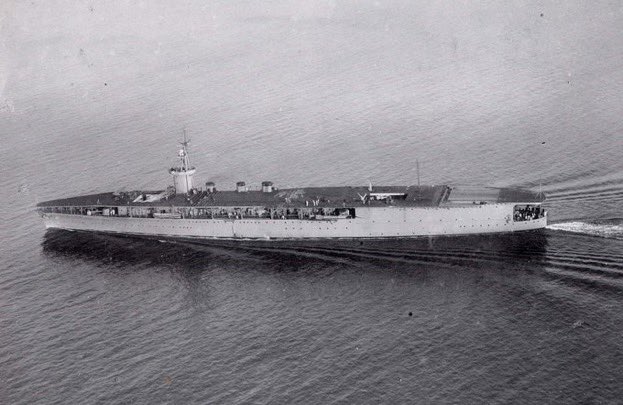 SaagarJaiswal36's tweet photo. AMAZING FACTS
On Dec 27th, 1922 : Japanese Aircraft Carrier HOSHO becomes the first Purpose Built Aircraft Carrier to be commissioned in the World. 🇯🇵
#AmazingScienceFacts
#JapanFirst https://t.co/sONKCpfPnD