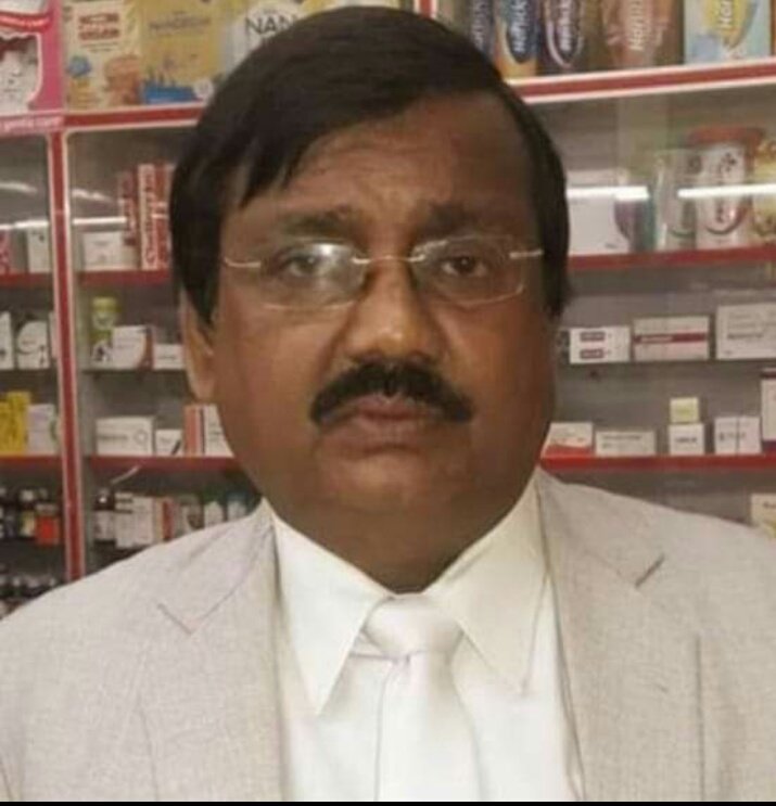 Indian__doctor's tweet photo. Very sad to hear 
India lost one more Doctor due to #Covid_19.
#RIP🙏
Dr Satya Narain Choudhary, 60
Deputy CMOH 1
Purulia district
#WB
(Alumni of BMC)

Succumbed to #COVID 19 at Apollo hospital, #Kolkata today (2/1/2022)
@PMOIndia
@mansukhmandviya @MamataOfficial @Wbdf_official https://t.co/QQ0t1Ttlvg