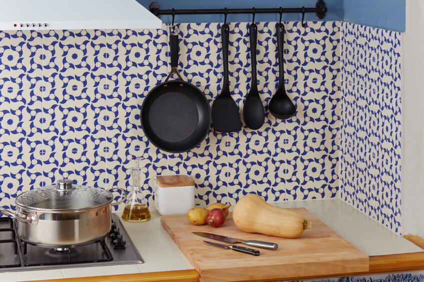 No matter what changes you want to make to your #kitchen, these tips will help you save money. #renovation  cpix.me/a/136241700