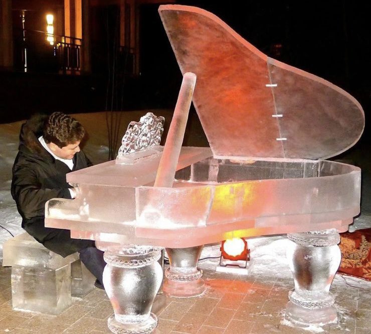 С Новым годом!