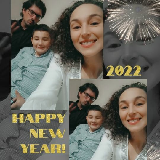 fanny_monros's tweet photo. Feliz año nuevo🎉!
Feliz 2022 que sea un año de mucha Salud y mucho amor .
#findeañoVALENCIA #comenzarelañoenfamilia #losechabademenos #conganasdevolver os quiero mucho. https://t.co/Dz09yJp7YF