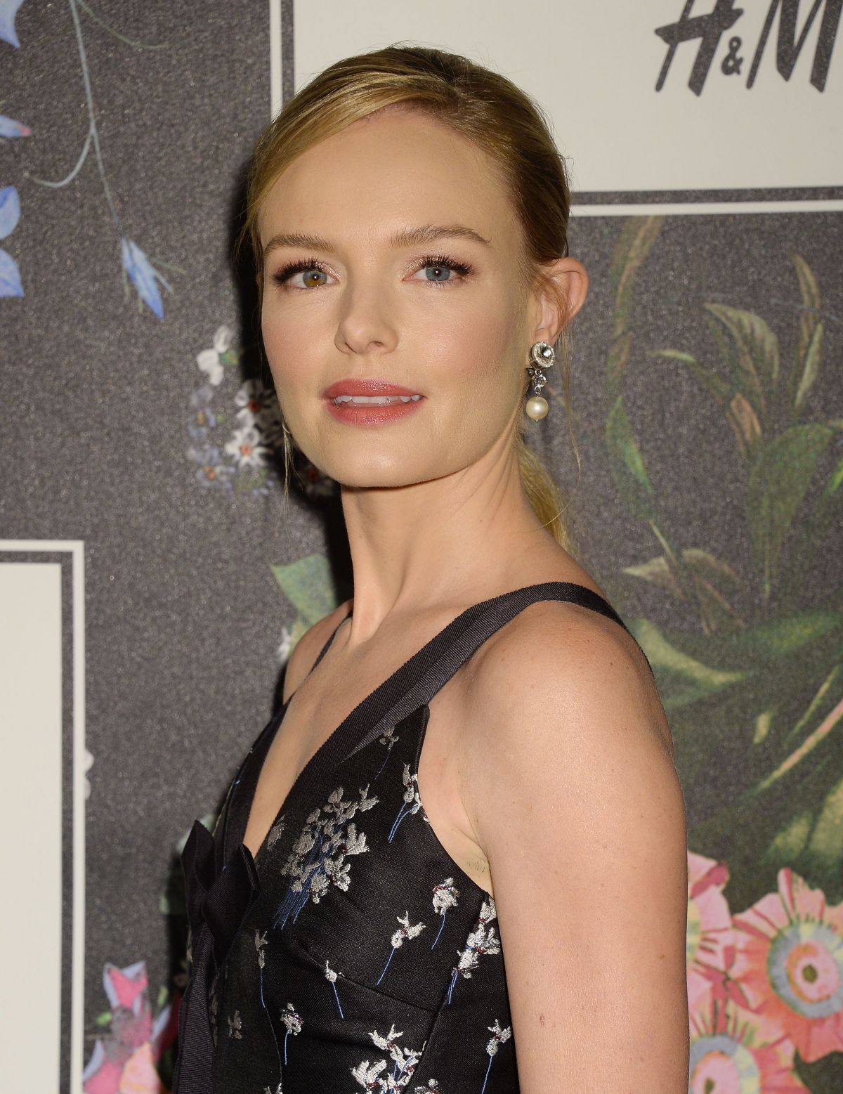 Happy Birthday Shout Out to the lovely Kate Bosworth!! 