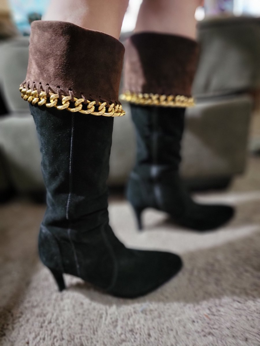 MrsLostInPlace tweet media