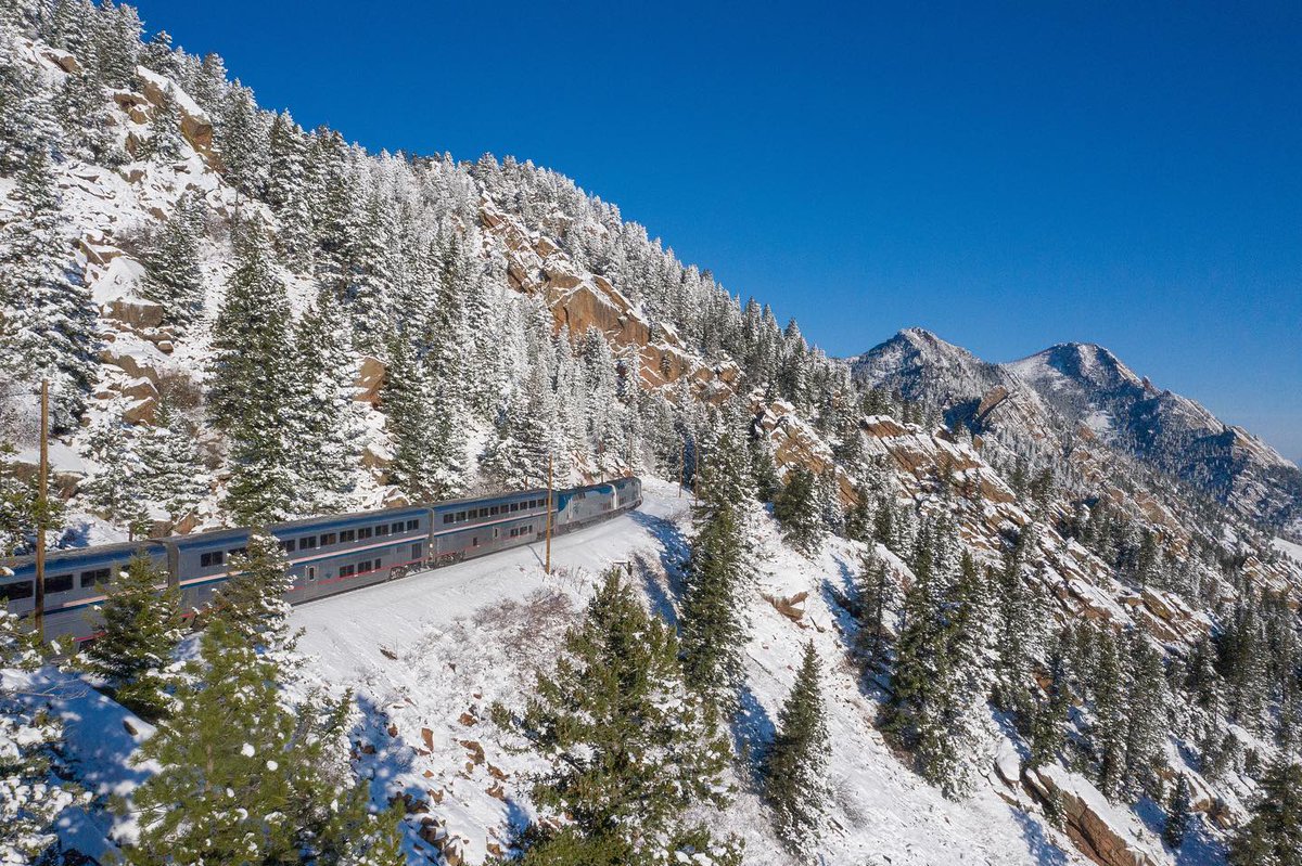 Amtrak's tweet image. #Repost "Fall away into the Magnificence of the Colorado Rocky Mountains." 🏔❄️

📷: @ ColoradoRailPhotographer on IG