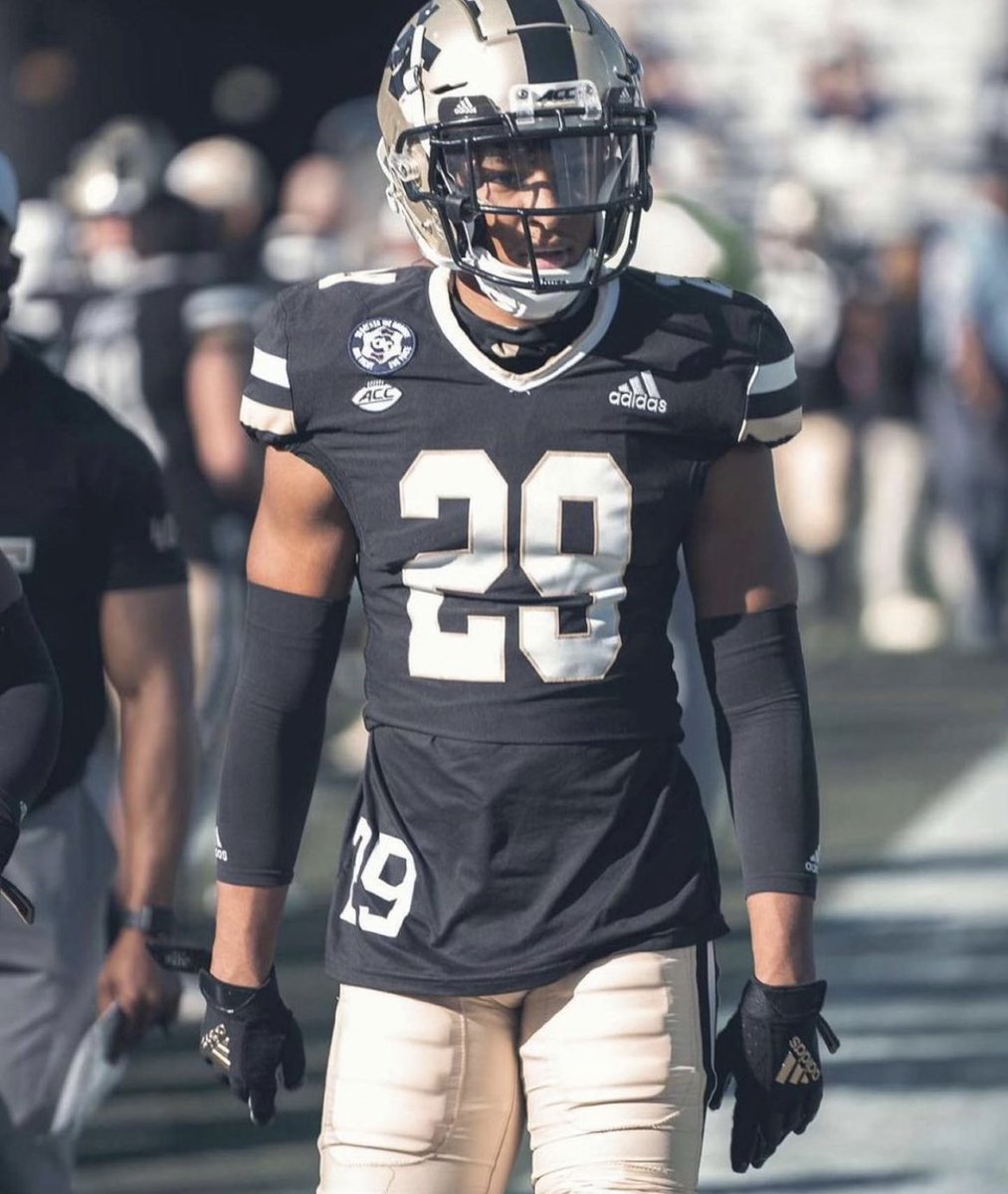 Myles Oliver (@mylesoliver_) on Twitter photo After a great conversation with <a href="/Coach_TTillman/">Travares Tillman</a> I’m blessed to receive an offer from Georgia Tech <a href="/CoachJTW/">Johnny T. White</a> <a href="/dareu_i/">i-DareU Academy Inc.</a> <a href="/RecruitGeorgia/">Recruit Georgia</a> <a href="/mahone_derrick/">Derrick Mahone</a> After a great conversation with <a href="/Coach_TTillman/">Travares Tillman</a> I’m blessed to receive an offer from Georgia Tech <a href="/CoachJTW/">Johnny T. White</a> <a href="/dareu_i/">i-DareU Academy Inc.</a> <a href="/RecruitGeorgia/">Recruit Georgia</a> <a href="/mahone_derrick/">Derrick Mahone</a>