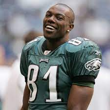 stpatrickff's tweet photo. Bigger Diva: Antonio Brown or Terrell Owens https://t.co/Fjx2b9RnLg