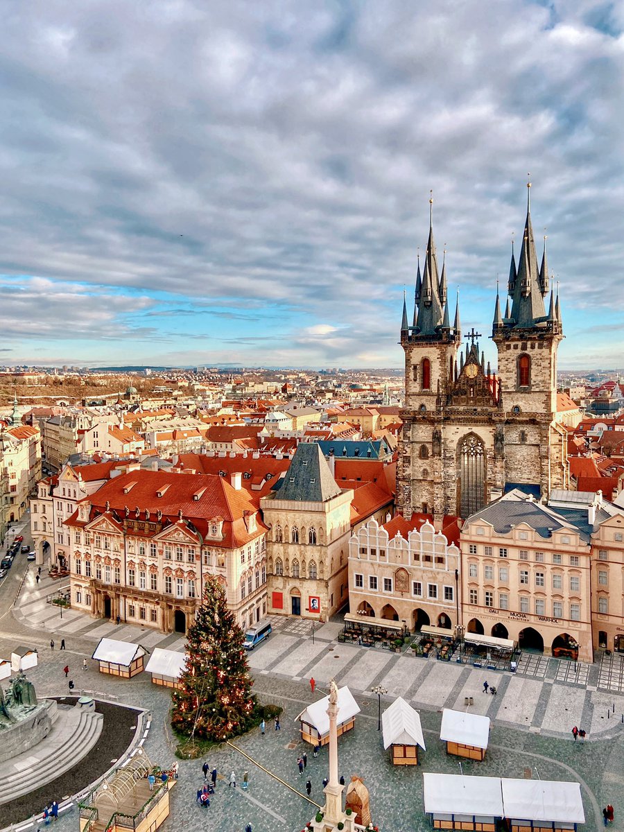 verviajando's tweet photo. ¡Primer vídeo de 2022 en nuestro canal de #Youtube
Empezamos la serie de #Praga con un pequeño #trailer de lo que viene.
¿Nos acompañas? Haz clic 👉🏻👉🏻https://t.co/s3SRqCzcNP
#Prague #visitpraga #NewVideoAlert #newyoutubevideo https://t.co/4ni4R35kuF