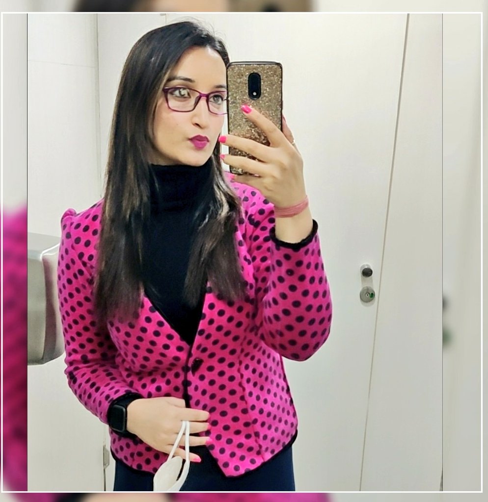 SmritiSharma_'s tweet photo. #FirstPic2022
#Trending
#News18India https://t.co/jSgOI6Nvth