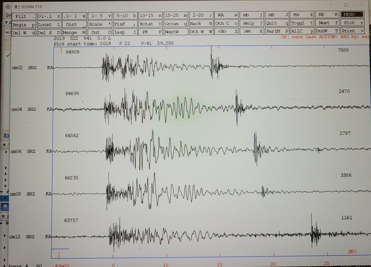 eyalcinka's tweet photo. #seismology #seismogram #earthquake #explosion the first is an explosion record, what is the second? It looks so different than the first. https://t.co/O4LN6A3wuj