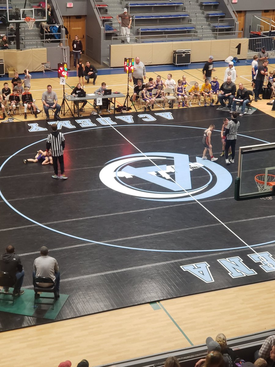 ArenaWrestling's tweet photo. Arena Wrestling Academy New Year's Duals battling at Long Lines. Hinton, WW, SBL, SC, WL, And CL in the house! https://t.co/KiGsAfpBkE