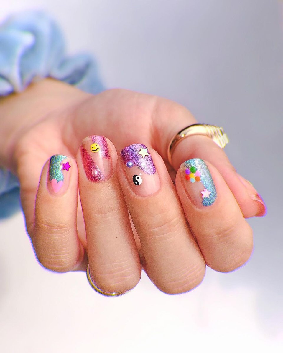 Smarties tweet media