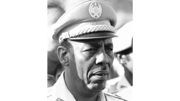 27 sano ayaa laga joogaa maanta oo kale  markii uu geeriyooday madaxweynihii hore ee Soomaaliya Jeneraal Maxamed Siyaad Barre.