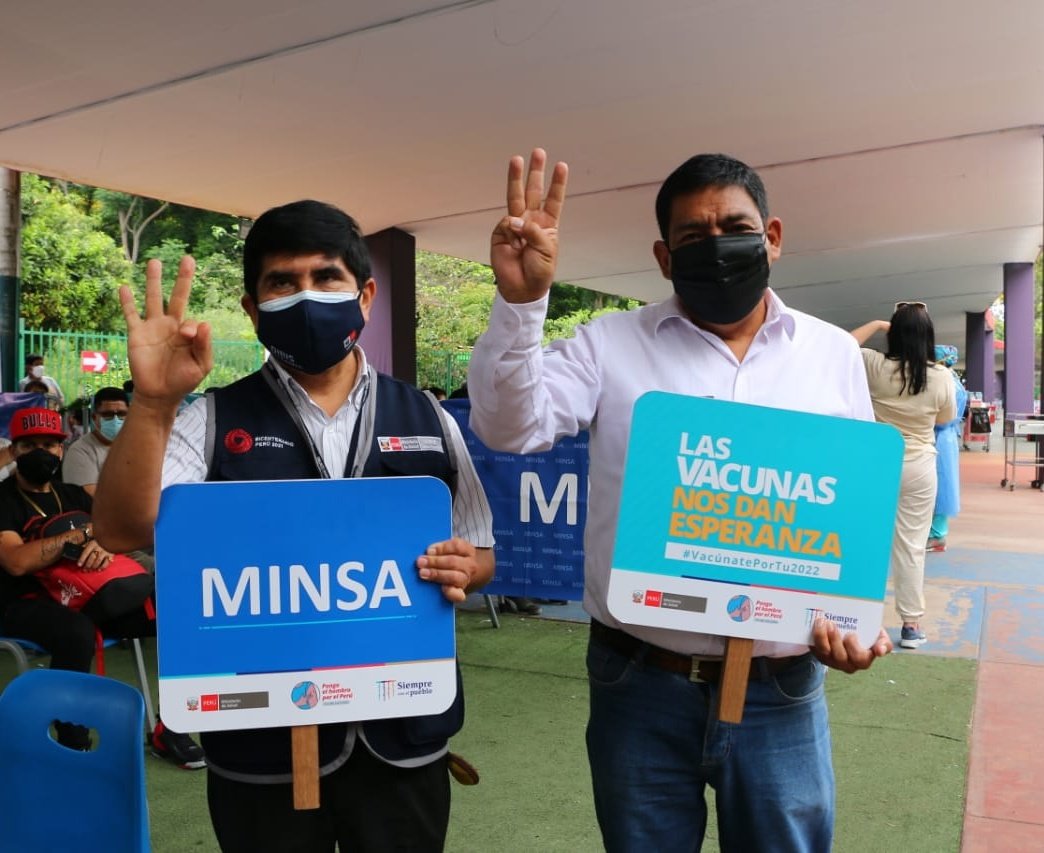 ¡Las vacunas salvan! 💉 🙌🏻
No olviden ir al centro de vacunación más cercano para cumplir con la tercera dosis contra el #Covid19.

¡Sigamos protegiéndonos!